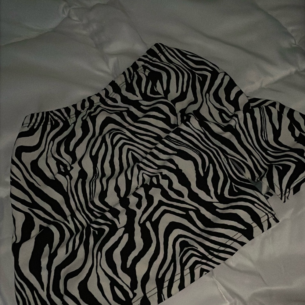 SHEIN Monochrome Zebra Pattern Skirt